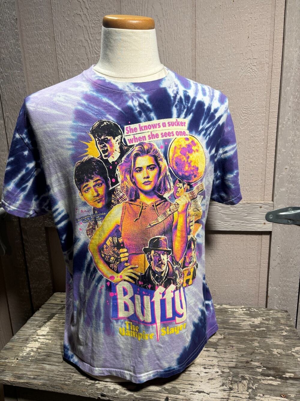 Buffy the Vampire Slayer Graphic T-Shirt Large 1992 Movie Tye Dye Kristy Swanson